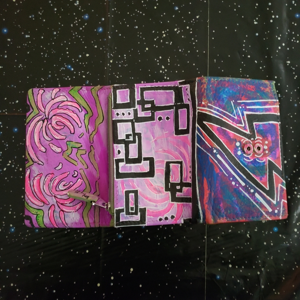 Repainted trifold Fossil wallet